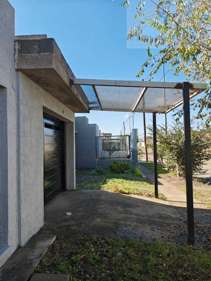 SE ALQUILA HERMOSA CASA AMPLIA!