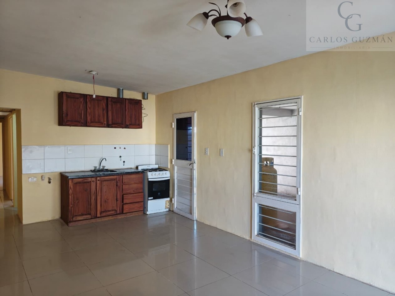 SE ALQUILA HERMOSA CASA AMPLIA!